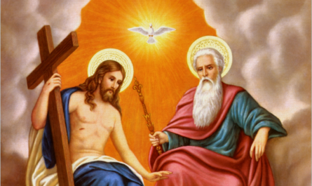 Une représentation de la trinité, avec le Saint-Esprit symbolisé par une colombe.